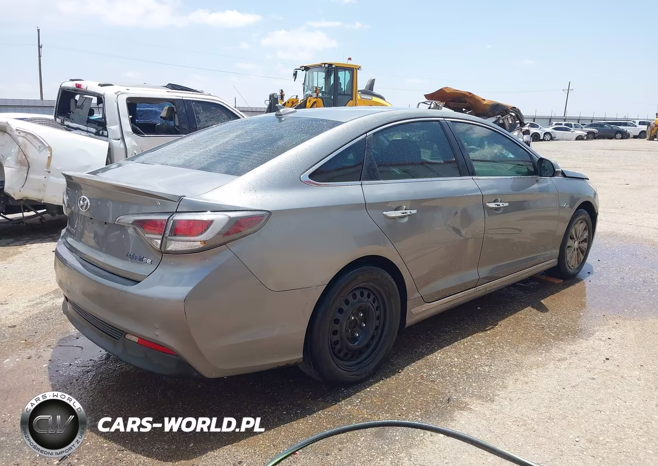 2017 Hyundai Sonata Hybrid Se VIN:KMHE24L13HA059458 - 4