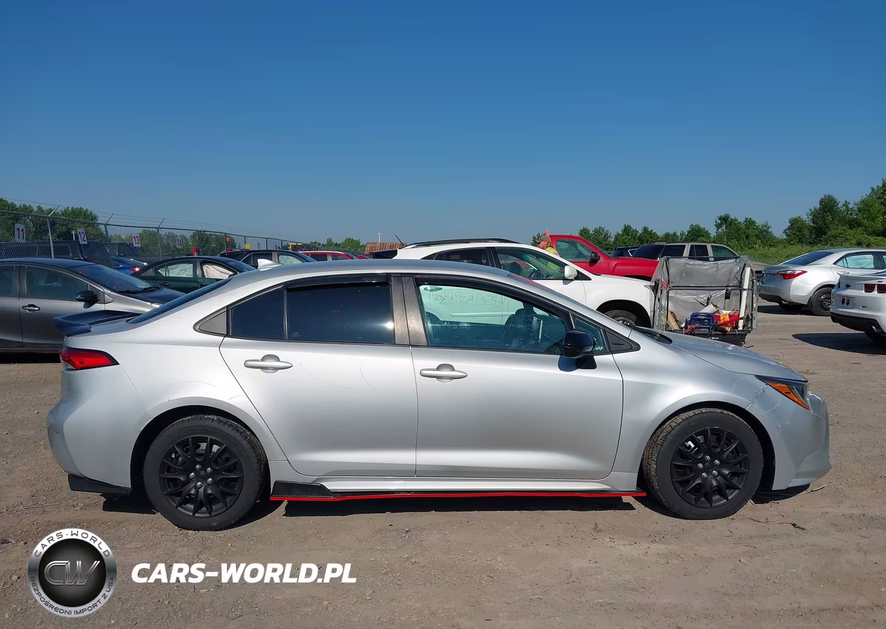 2020 Toyota Corolla Le VIN:5YFEPRAE3LP063572 - 13