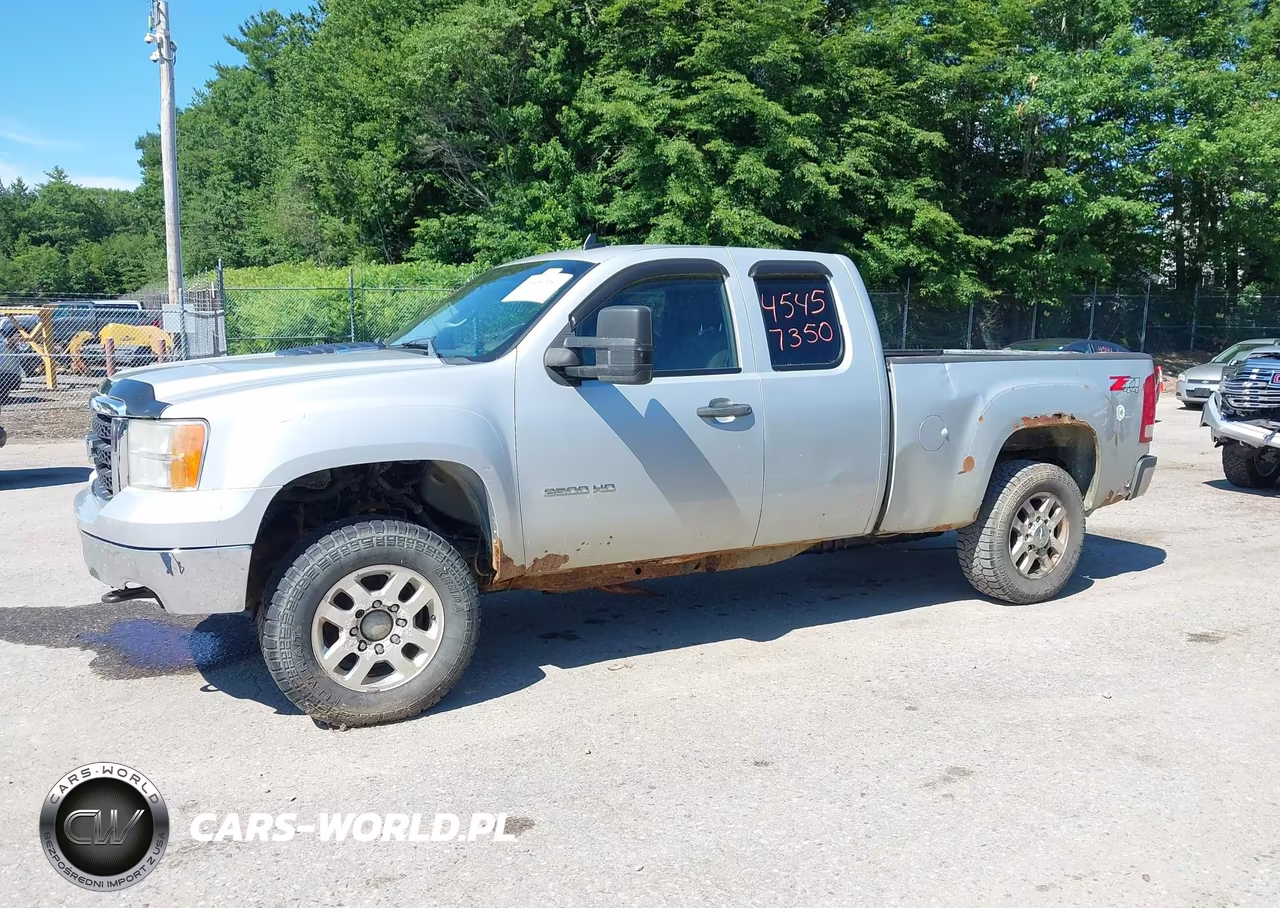 2011 GMC Sierra 2500Hd VIN:1GT220C82BZ159735 - 14