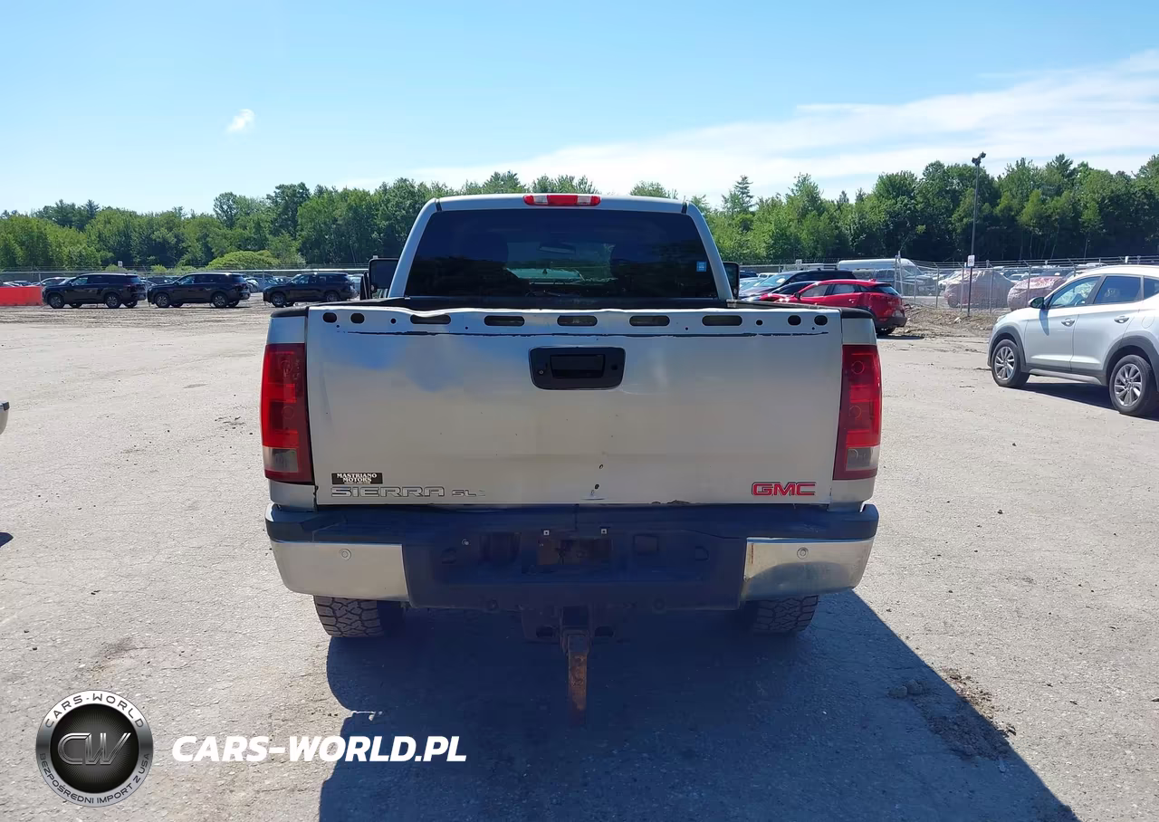 2011 GMC Sierra 2500Hd VIN:1GT220C82BZ159735 - 16