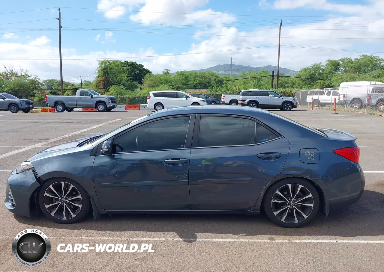 2017 Toyota Corolla Se VIN:5YFBURHE4HP583806 - 14