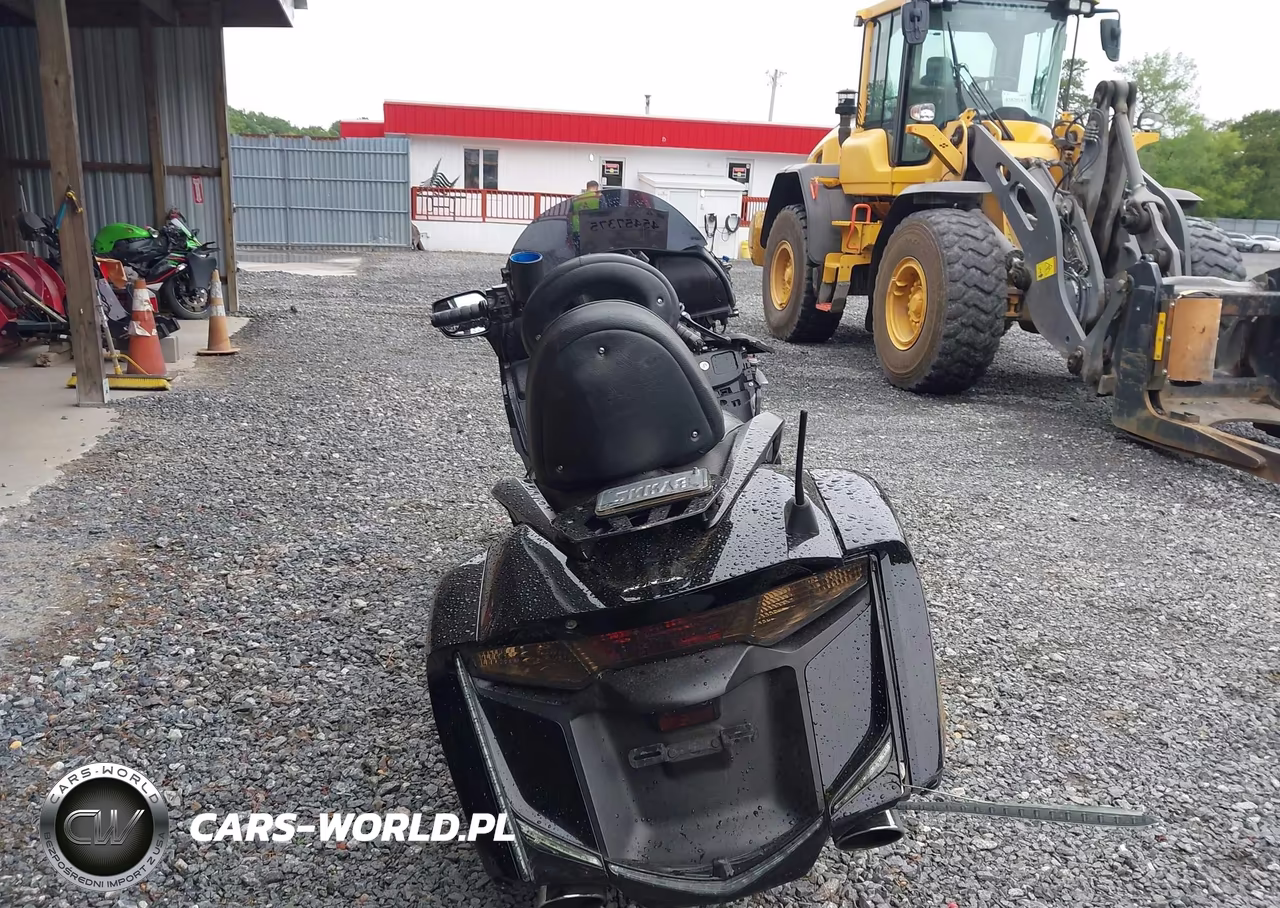 2013 Honda Gl1800 B VIN:JH2SC684XDK001703 - 6