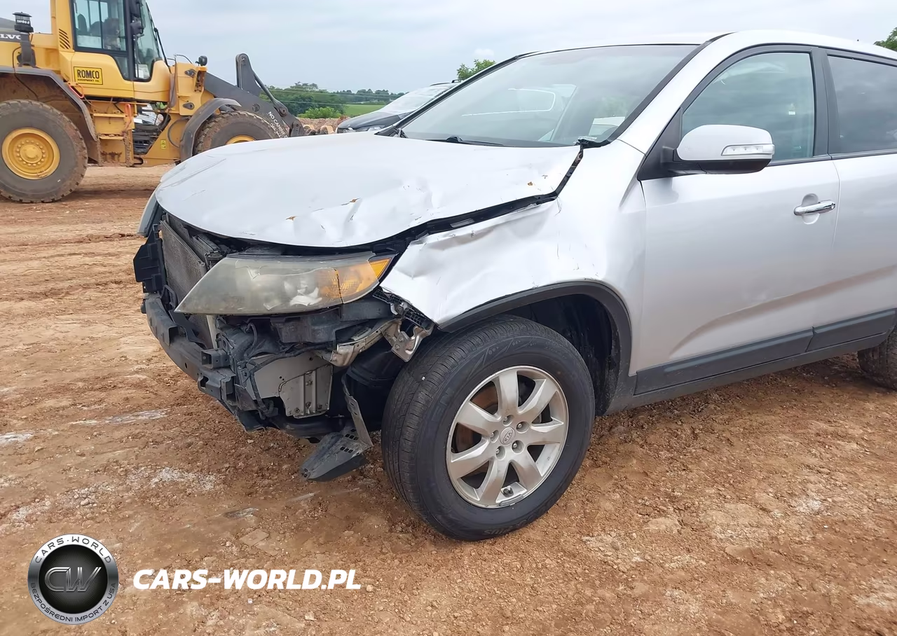 2011 Kia Sorento Lx VIN:5XYKT3A10BG145027 - 6