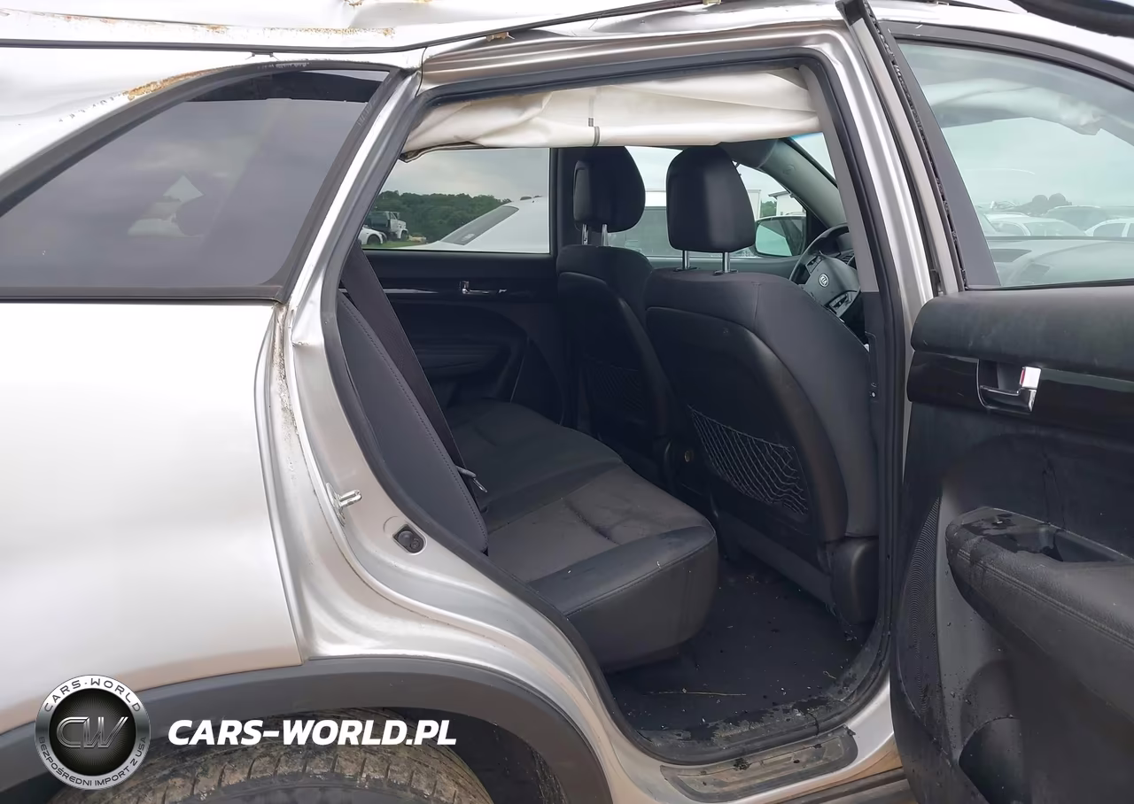 2011 Kia Sorento Lx VIN:5XYKT3A10BG145027 - 8