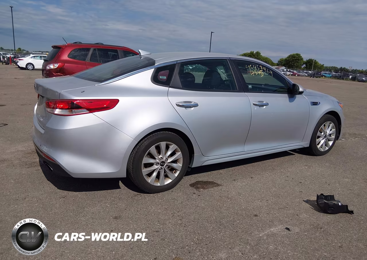 2017 Kia Optima Lx VIN:5XXGT4L31HG131080 - 4