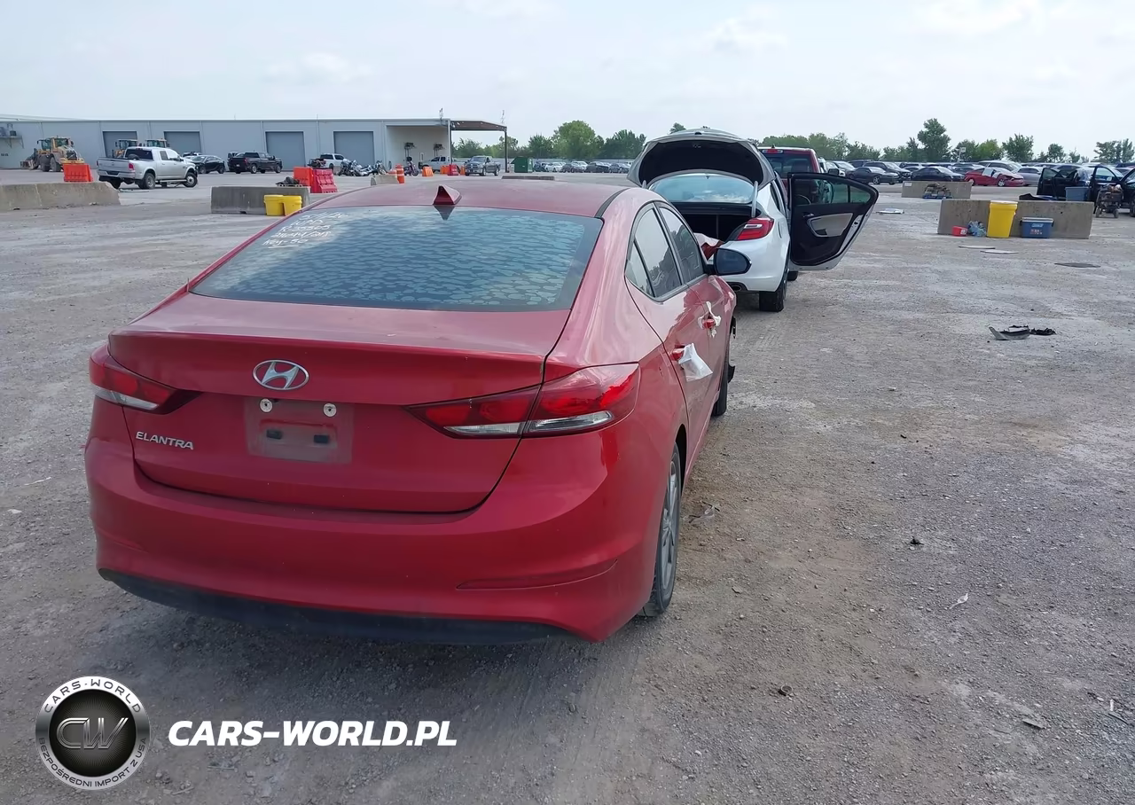 2018 Hyundai Elantra Sel VIN:5NPD84LF6JH391824 - 4