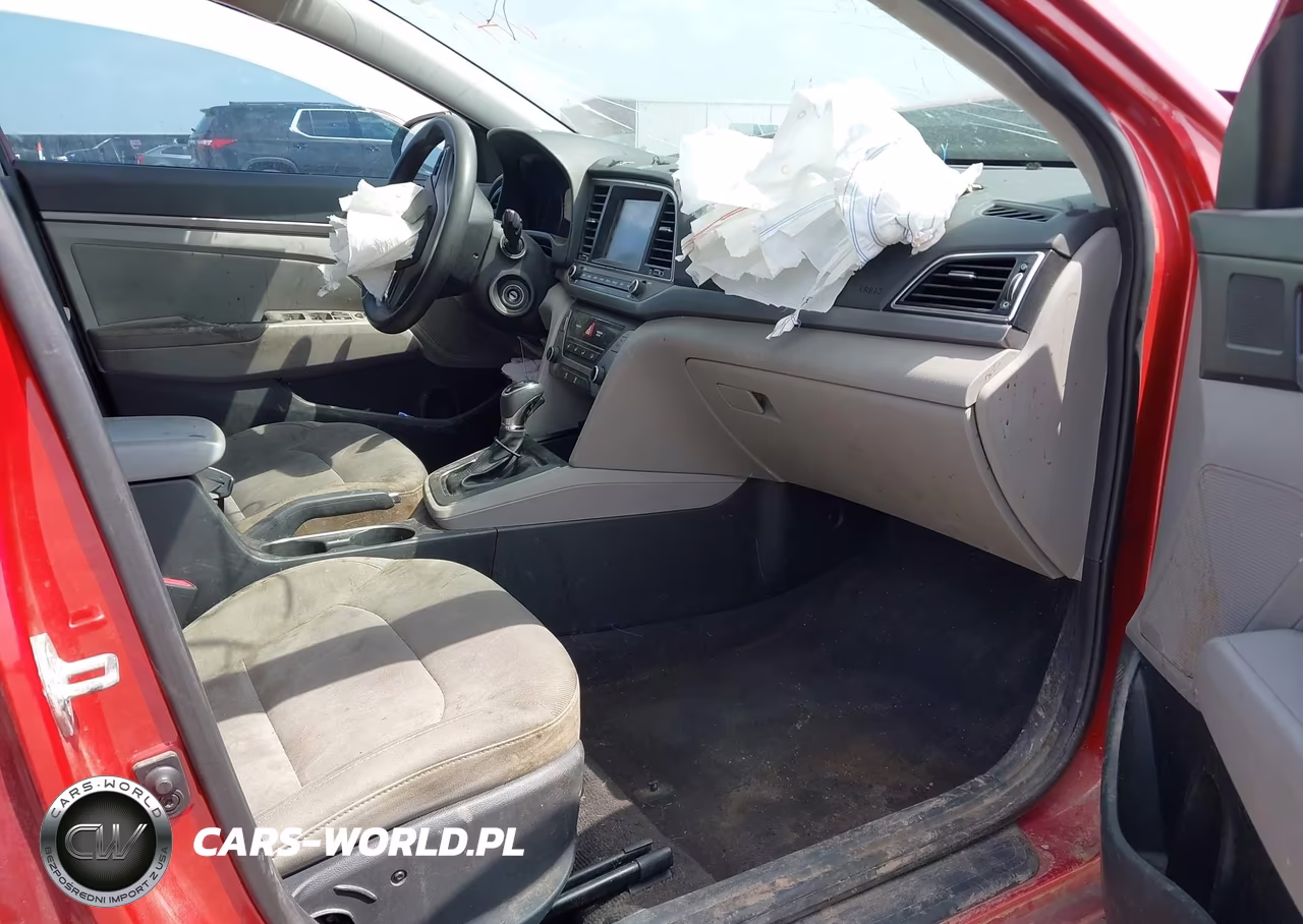 2018 Hyundai Elantra Sel VIN:5NPD84LF6JH391824 - 5