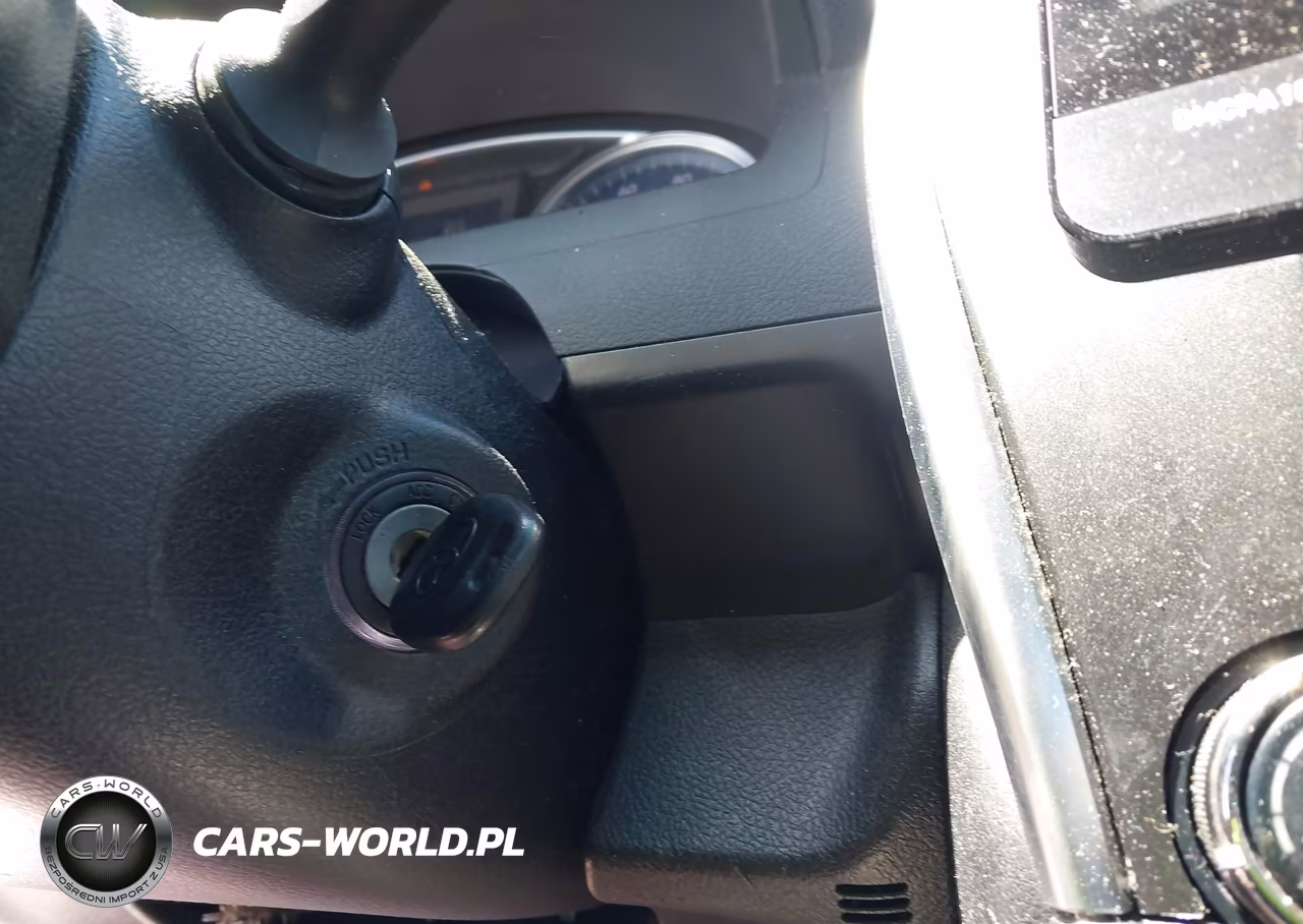 2017 Toyota Camry Le VIN:4T1BF1FK8HU731037 - 11