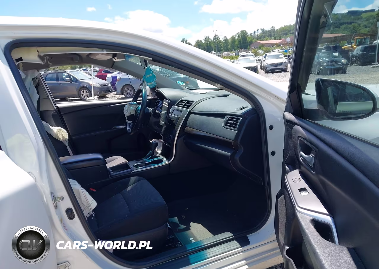 2017 Toyota Camry Le VIN:4T1BF1FK8HU731037 - 5