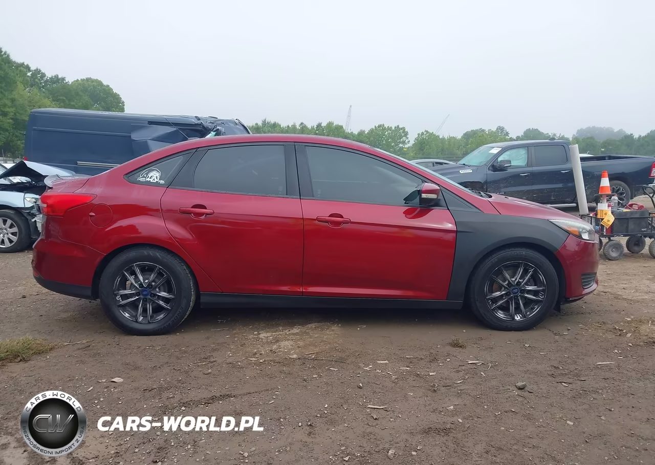 2015 Ford Focus Se VIN:1FADP3F21FL274313 - 13