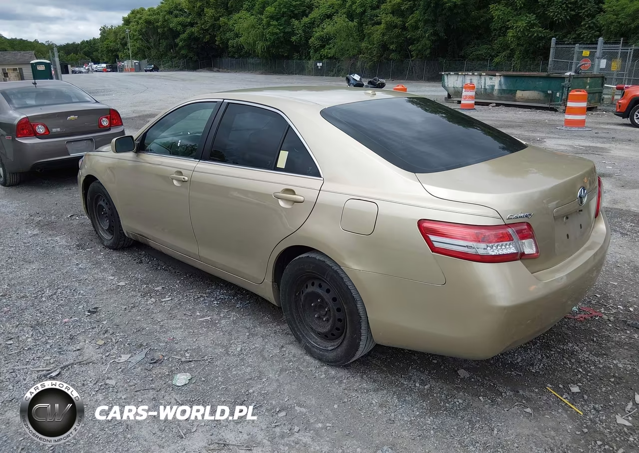 2011 Toyota Camry VIN:4T1BF3EK2BU677772 - 3