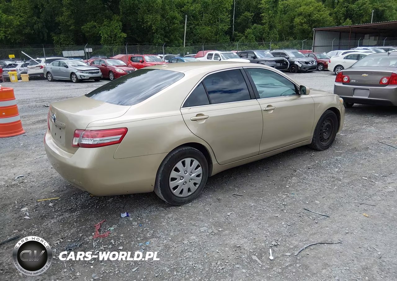 2011 Toyota Camry VIN:4T1BF3EK2BU677772 - 4