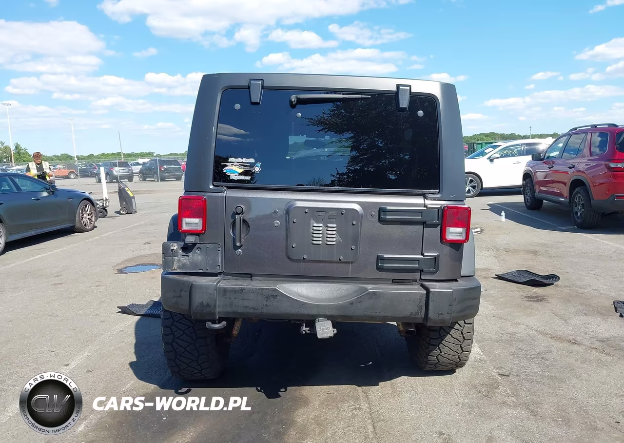 2016 Jeep Wrangler Unlimited Sport VIN:1C4BJWDG8GL343518 - 16