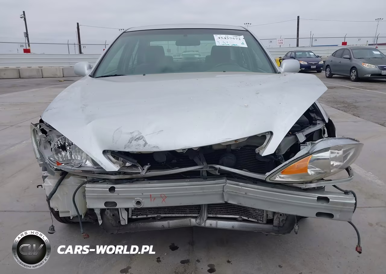 2004 Toyota Camry Le VIN:JTDBE32K640265523 - 15