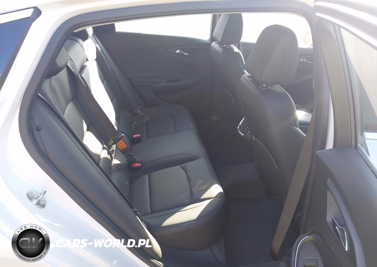 2019 Chevrolet Malibu Lt VIN:1G1ZD5ST7KF201869 - 8