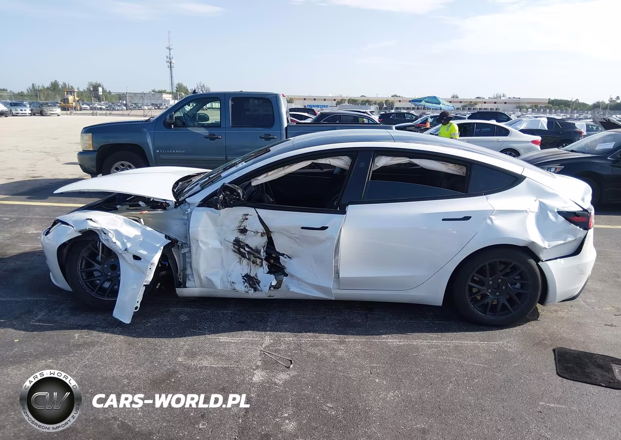 2024 Tesla Model 3 Long Range Dual Motor All-Wheel Drive-Rear-Wheel Drive VIN:5YJ3E1EA3RF727542 - 13