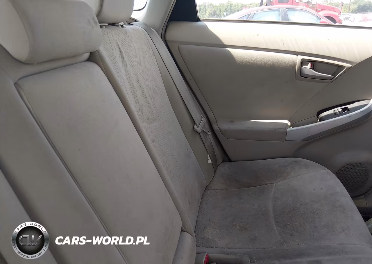 2014 Toyota Prius Two VIN:JTDKN3DU2E1797250 - 8