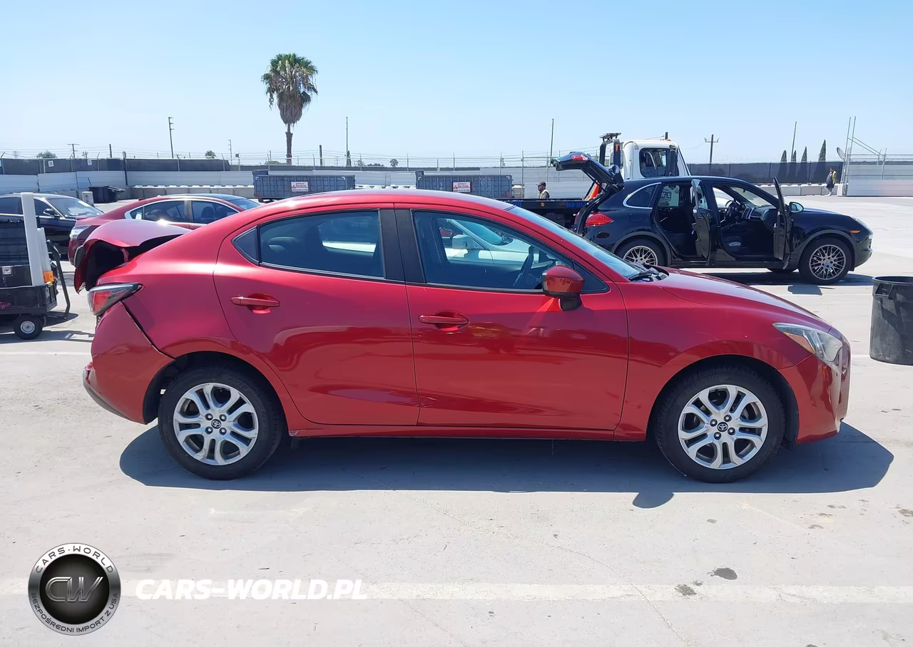 2018 Toyota Yaris Ia VIN:3MYDLBYV6JY305175 - 13