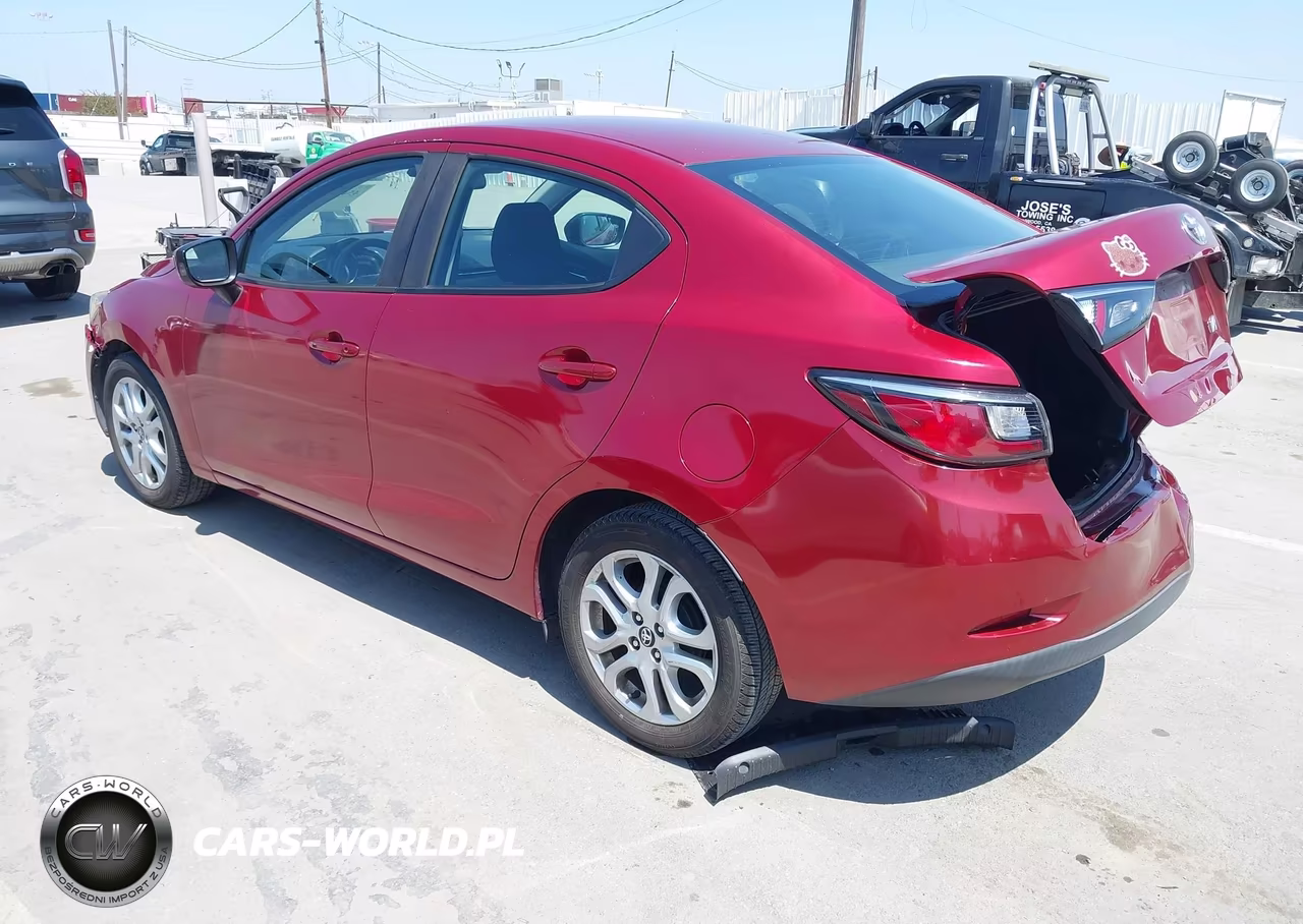 2018 Toyota Yaris Ia VIN:3MYDLBYV6JY305175 - 3