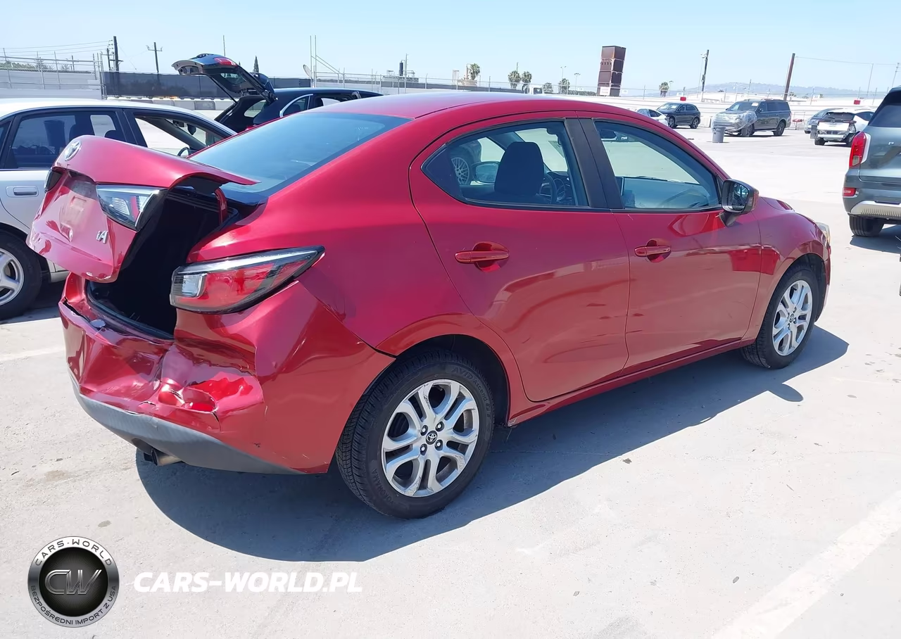 2018 Toyota Yaris Ia VIN:3MYDLBYV6JY305175 - 4