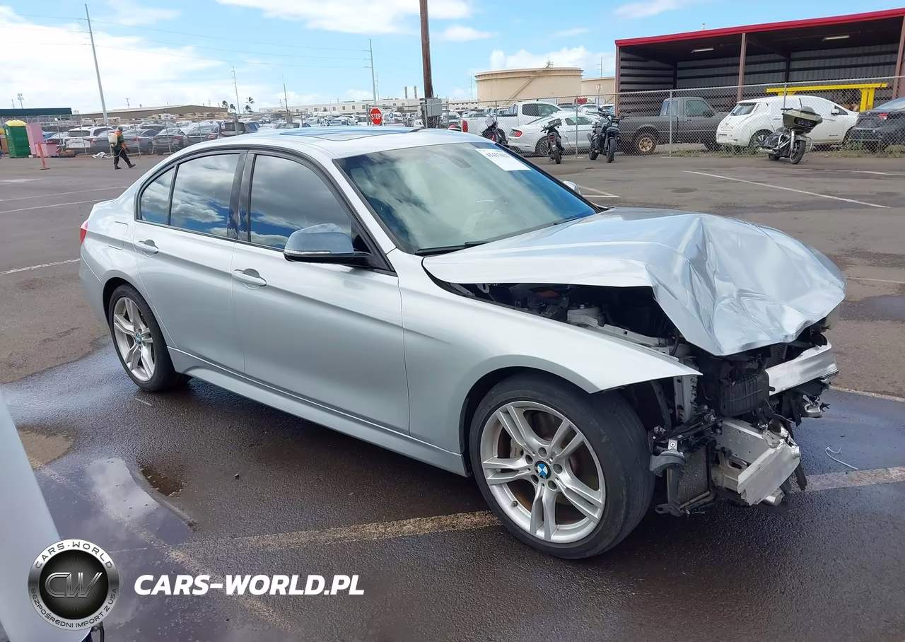 2015 BMW 328I – zdjęcie 1 z 17