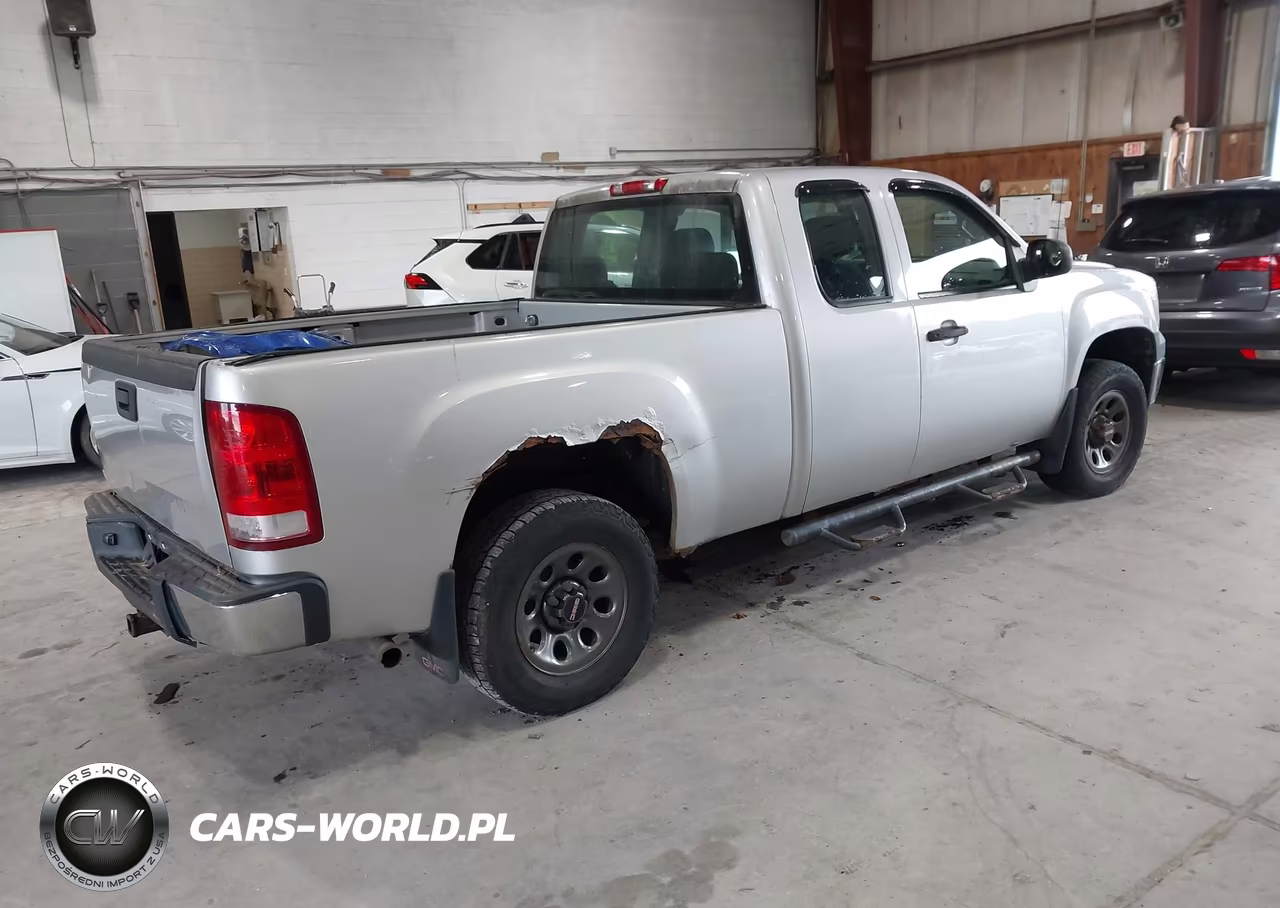 2010 GMC Sierra 1500 Work Truck VIN:1GTSKTEAXAZ208941 - 4