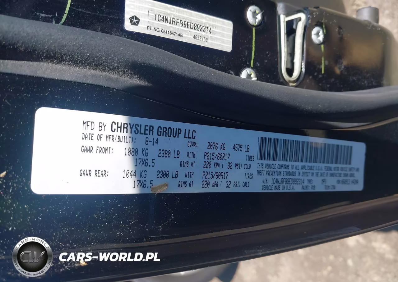 2014 Jeep Patriot Latitude VIN:1C4NJRFB9ED892314 - 9