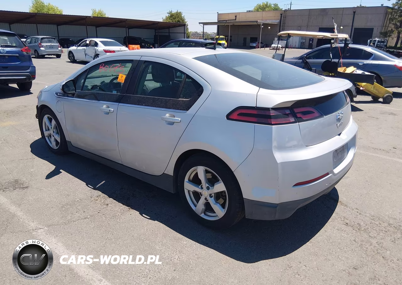 2014 Chevrolet Volt VIN:1G1RE6E49EU137907 - 3