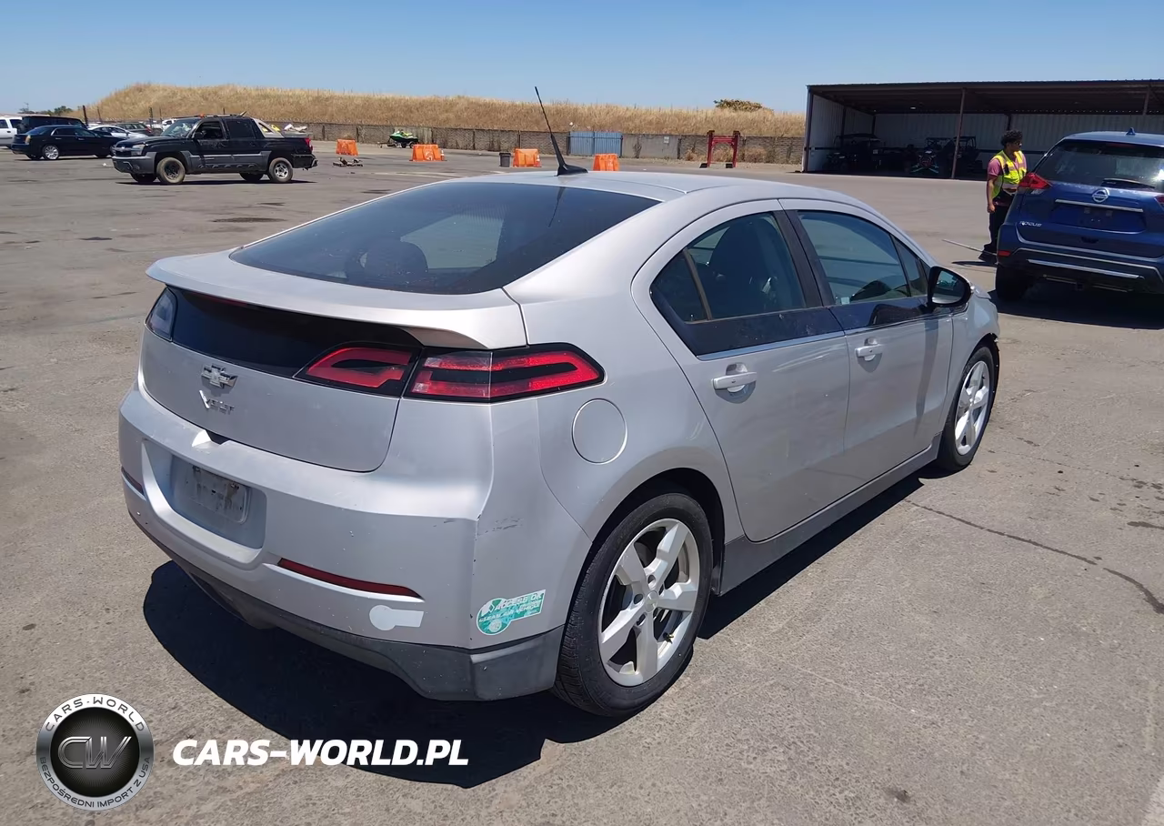 2014 Chevrolet Volt VIN:1G1RE6E49EU137907 - 4