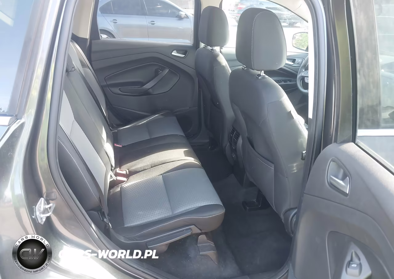 2017 Ford Escape Se VIN:1FMCU9G99HUC52923 - 8