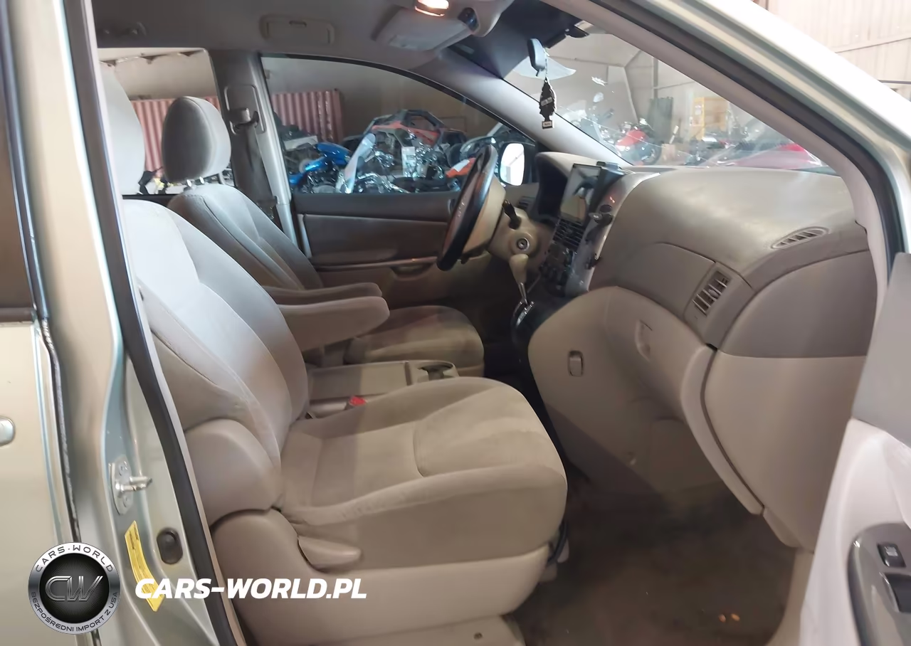 2010 Toyota Sienna Le VIN:5TDKK4CC7AS314811 - 5