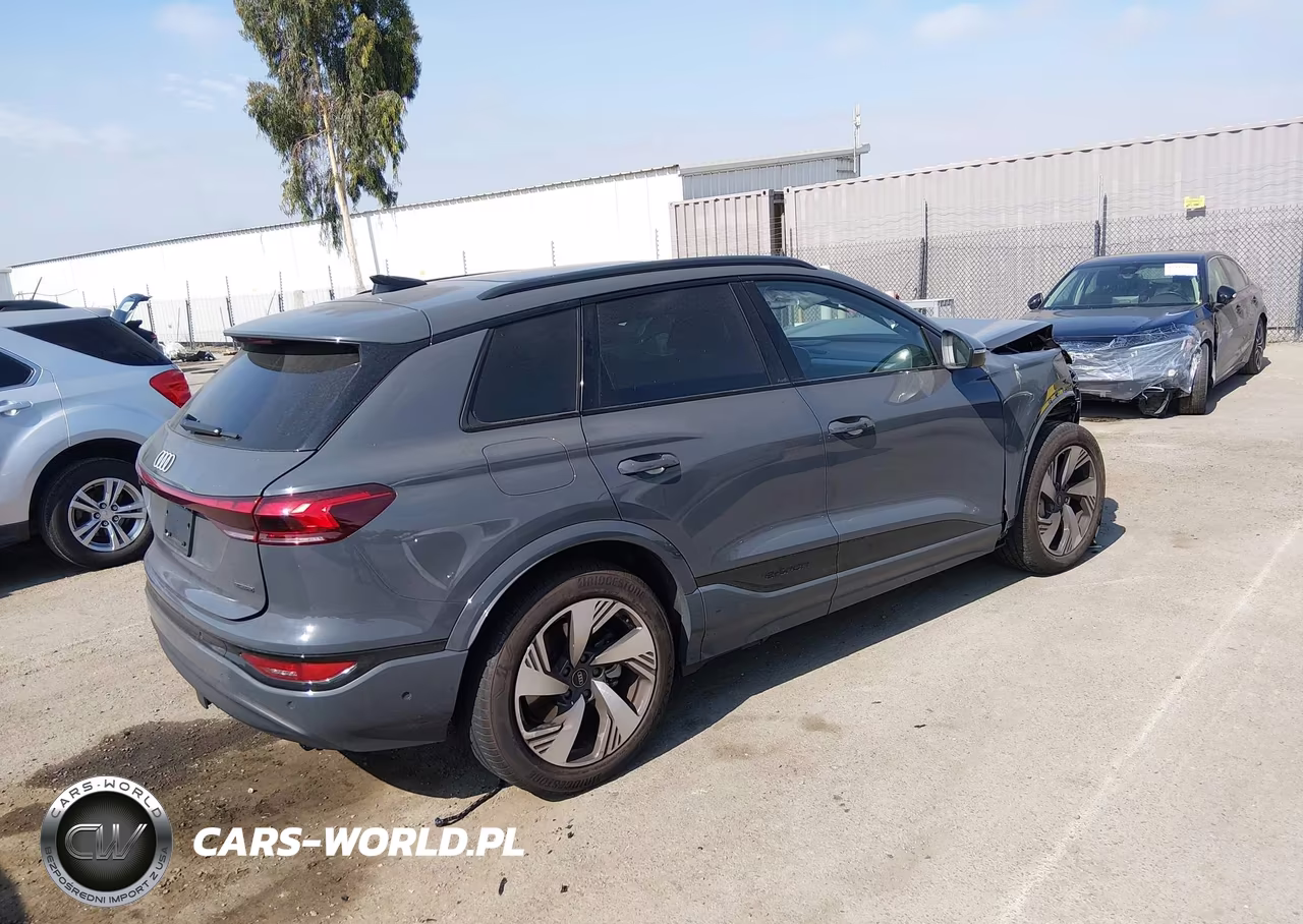 2025 Audi Q6 E-Tron Premium Plus Quattro VIN:WA124BGF7SA067415 - 4