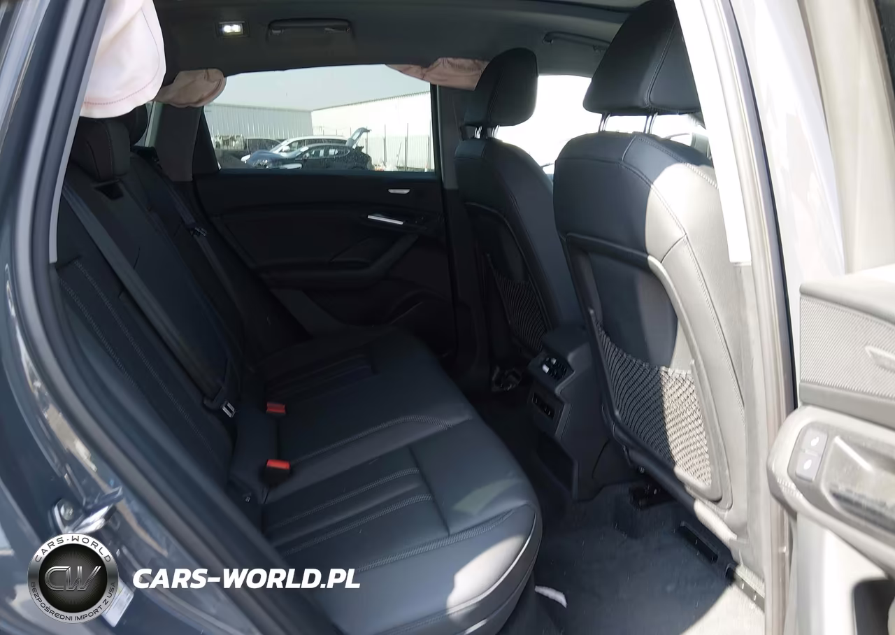 2025 Audi Q6 E-Tron Premium Plus Quattro VIN:WA124BGF7SA067415 - 7