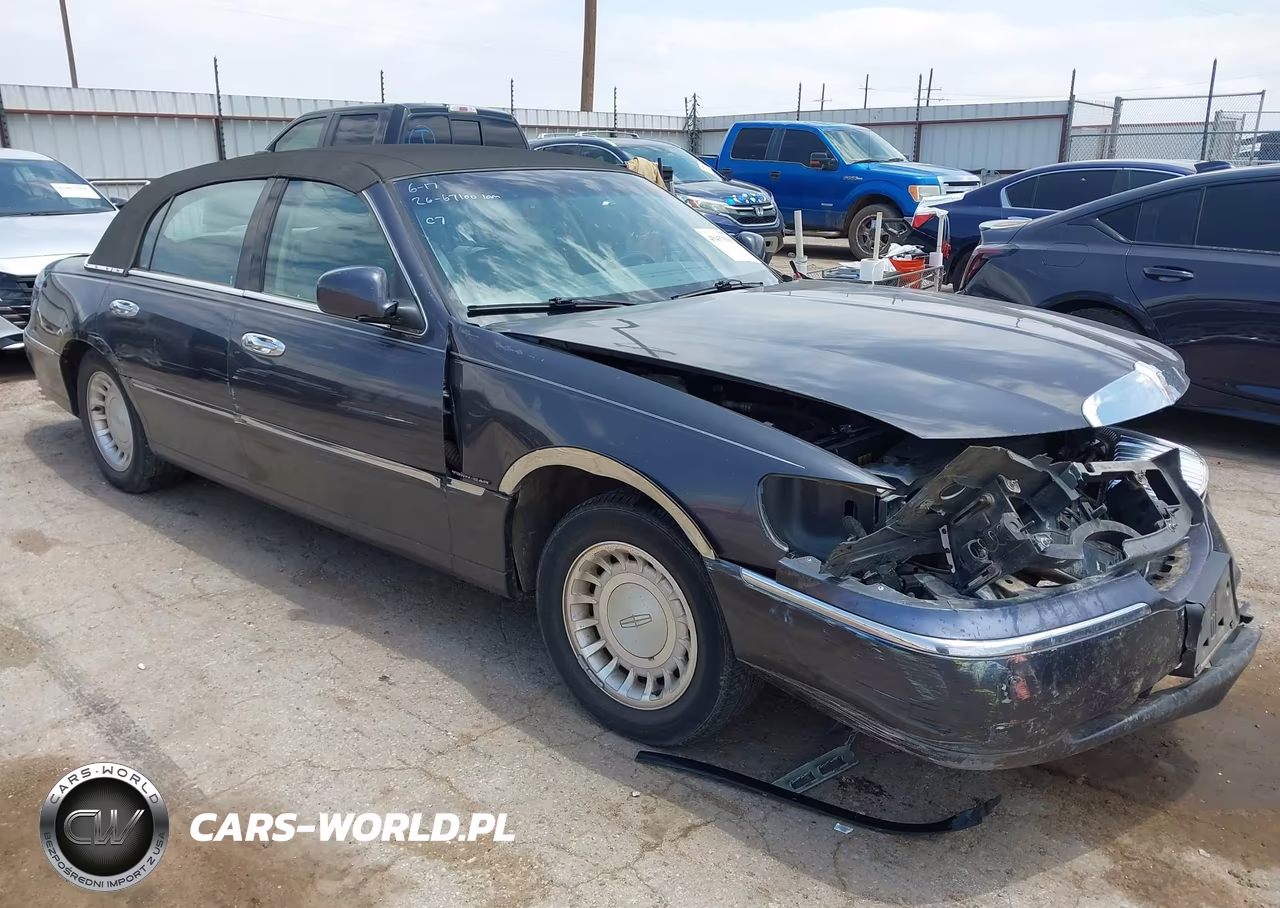 2000 Lincoln Town Car Executive