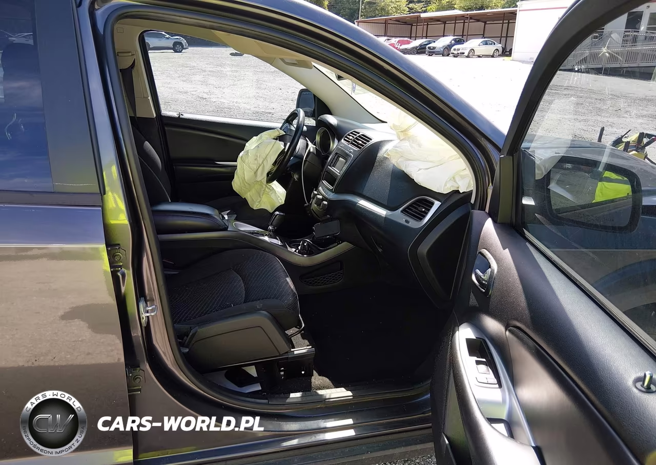 2015 Dodge Journey American Value Pkg VIN:3C4PDCABXFT737870 - 5
