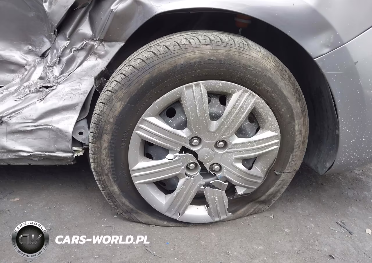 2023 Kia Rio S VIN:3KPA24AD0PE575904 - 19