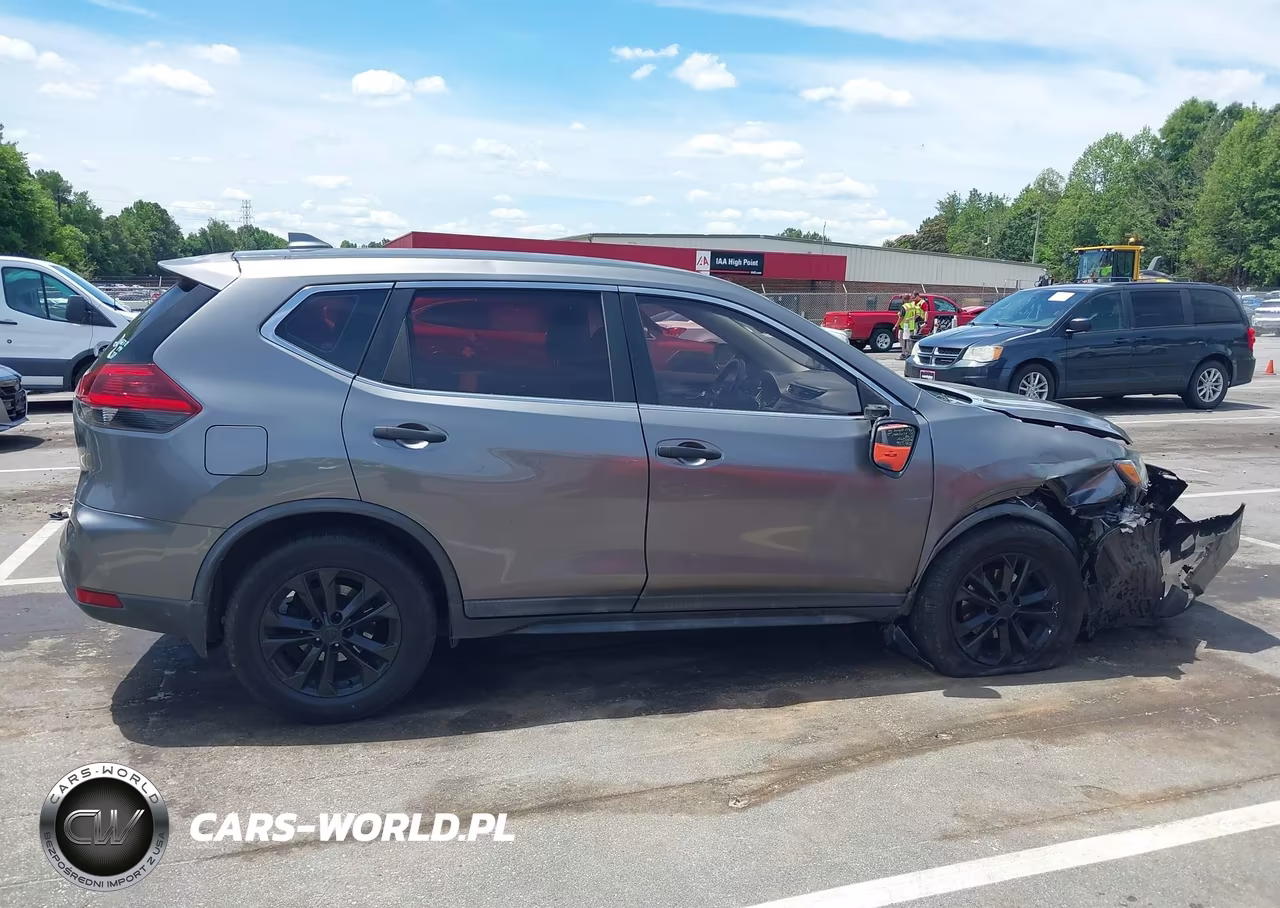2018 Nissan Rogue S VIN:KNMAT2MV3JP510770 - 13
