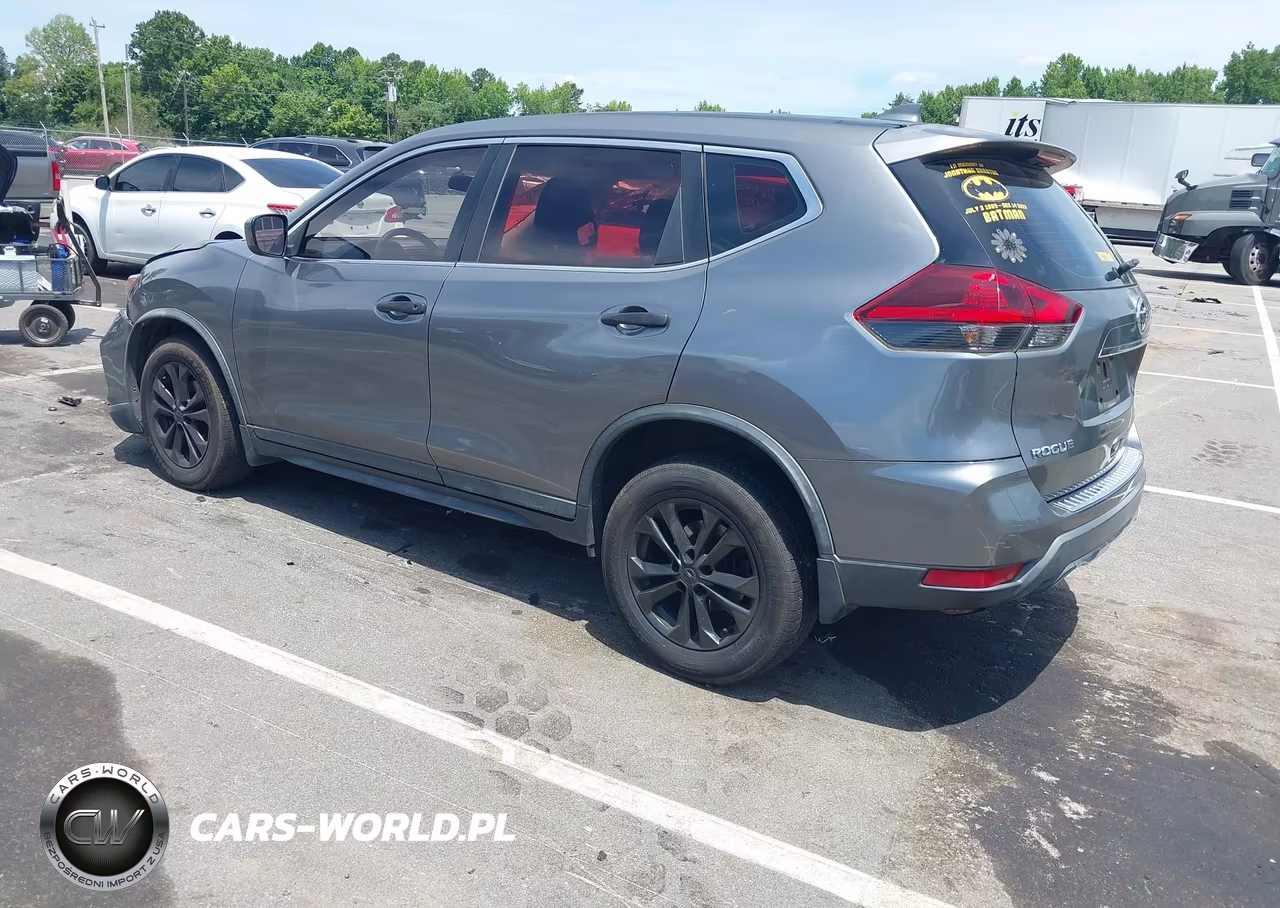 2018 Nissan Rogue S VIN:KNMAT2MV3JP510770 - 3