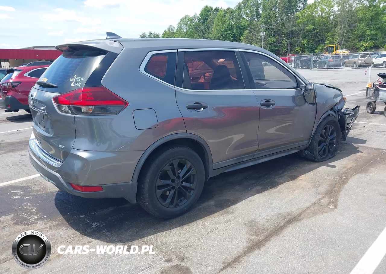 2018 Nissan Rogue S VIN:KNMAT2MV3JP510770 - 4