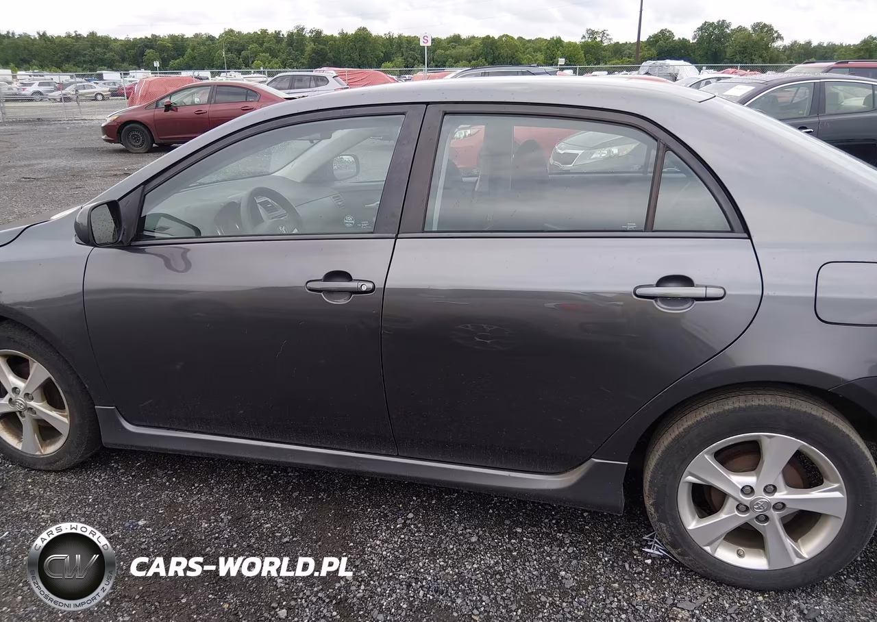 2013 Toyota Corolla S VIN:2T1BU4EE9DC102305 - 14