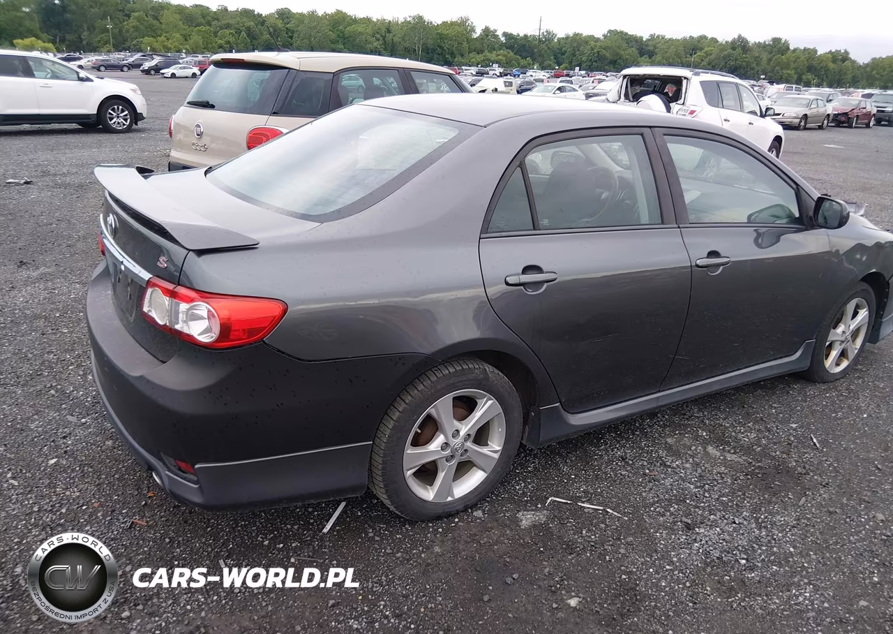 2013 Toyota Corolla S VIN:2T1BU4EE9DC102305 - 4