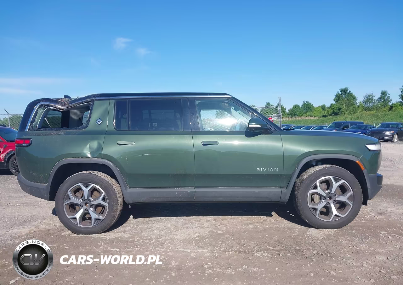 2023 Rivian R1S Adventure-Adventure Dual Motor Max Pack-Adventure Dual Motor Perf Max Pack VIN:7PDSGBBA5PN025570 - 14