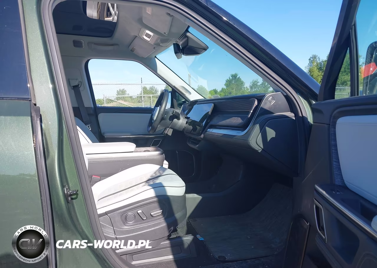 2023 Rivian R1S Adventure-Adventure Dual Motor Max Pack-Adventure Dual Motor Perf Max Pack VIN:7PDSGBBA5PN025570 - 5