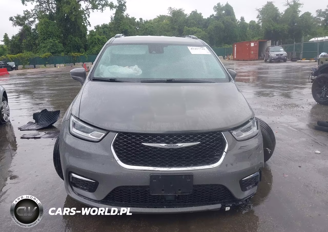 2022 Chrysler Pacifica Touring L VIN:2C4RC1BG4NR190980 - 11