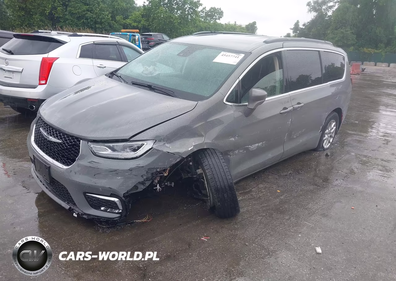 2022 Chrysler Pacifica Touring L VIN:2C4RC1BG4NR190980 - 2