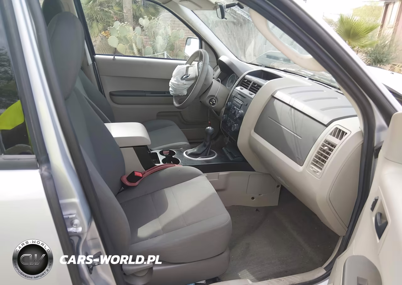 2012 Ford Escape Xls VIN:1FMCU0C74CKB32368 - 5