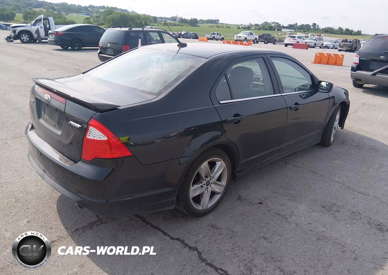 2008 Ford Taurus X VIN:1FMFK02W68GA30180 - 4