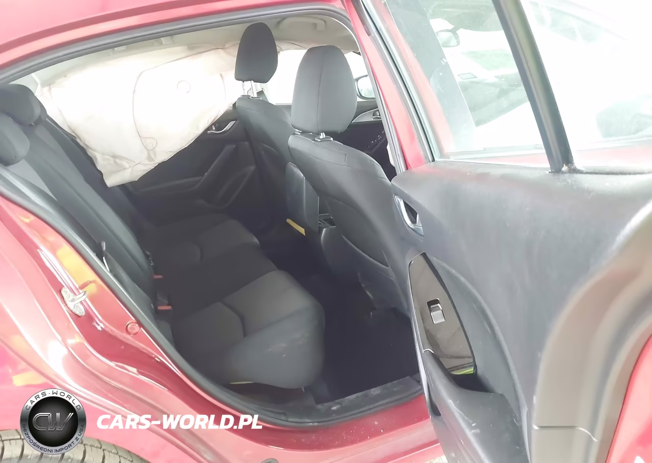 2018 Mazda Mazda3 Sport VIN:3MZBN1U79JM201530 - 8