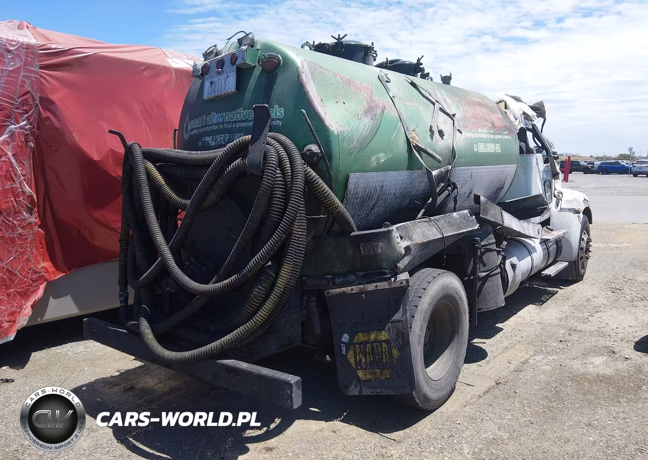 2016 Kenworth Construction T370 VIN:3BKHHJ7XXGF104808 - 4