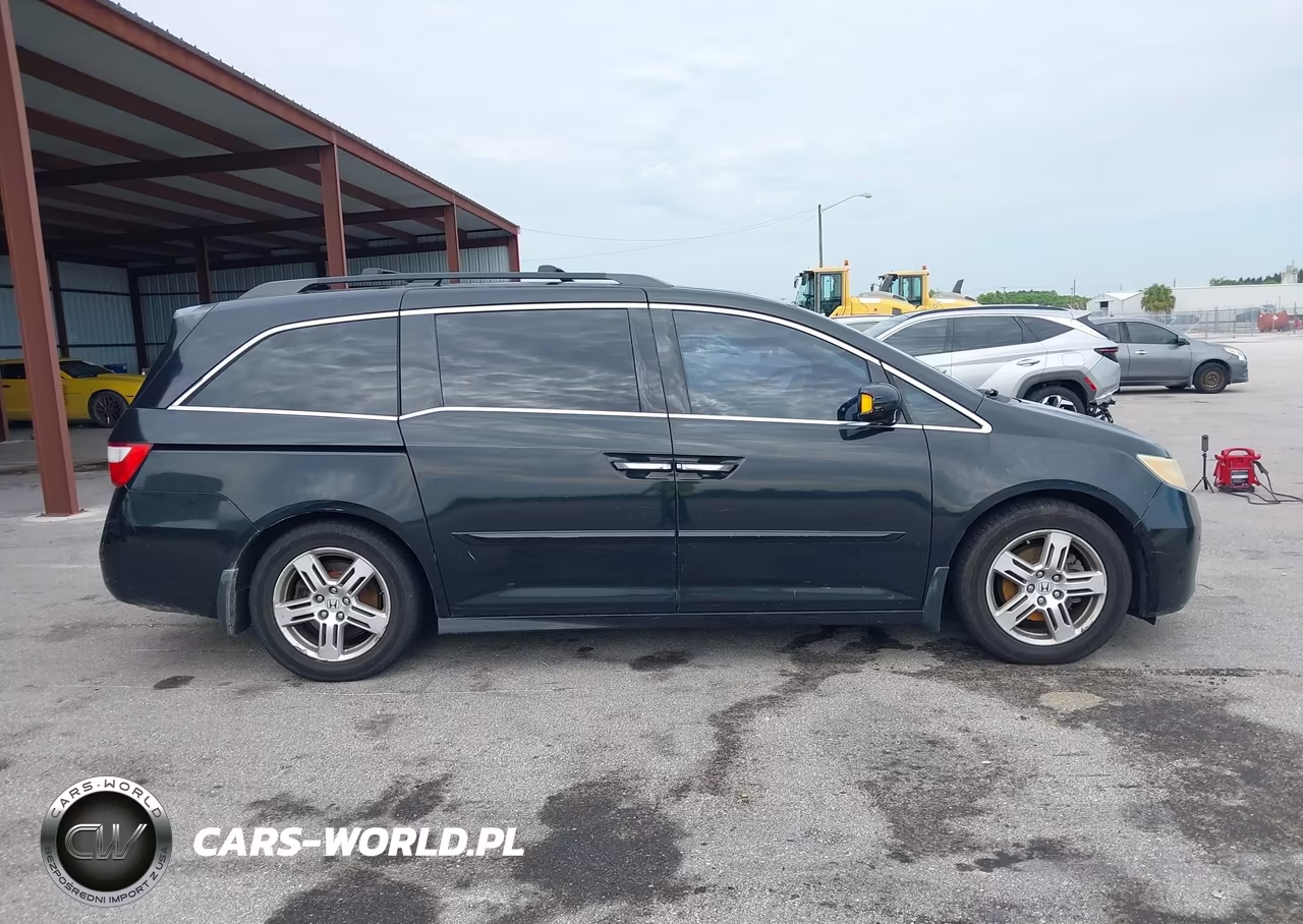 2011 Honda Odyssey Touring-Touring Elite VIN:5FNRL5H97BB059971 - 13